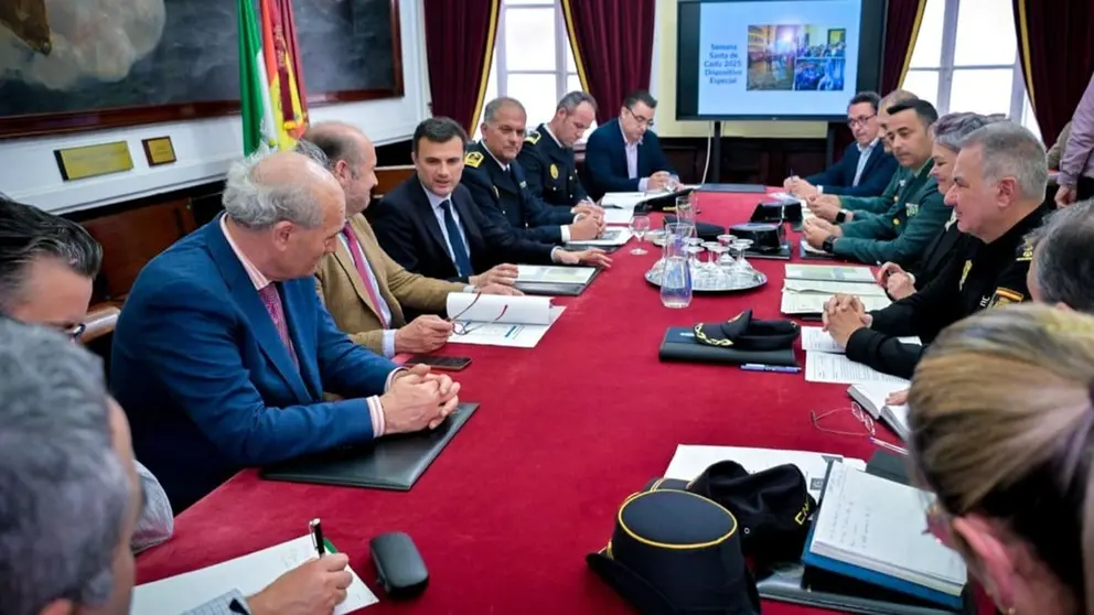 Celebraci&oacute;n de la Junta Local de Seguridad en C&aacute;diz
