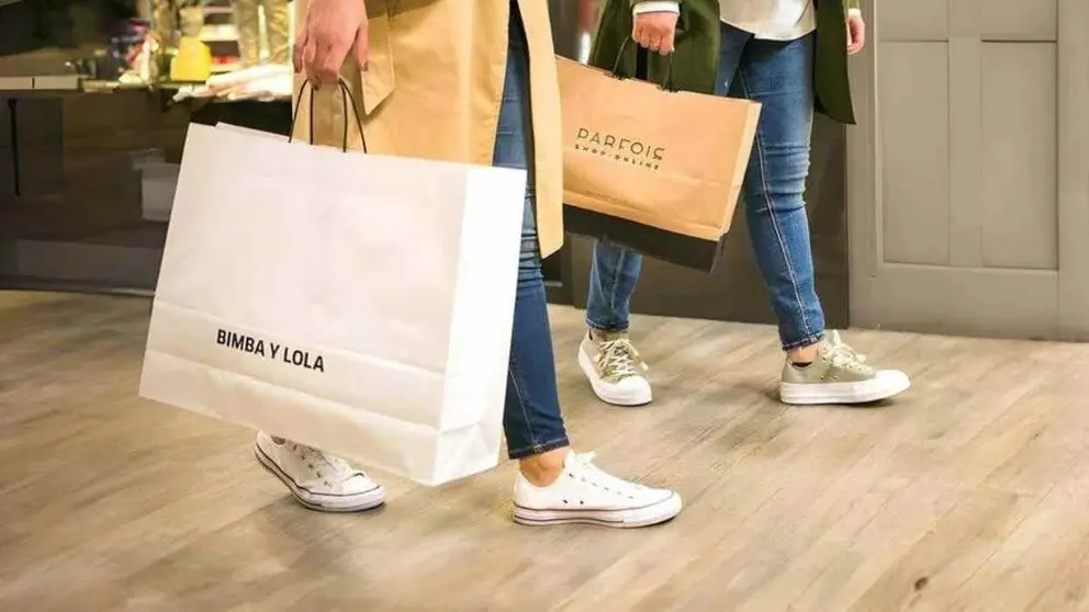 Bolsa de compra de Bimba y Lola y de Parfois