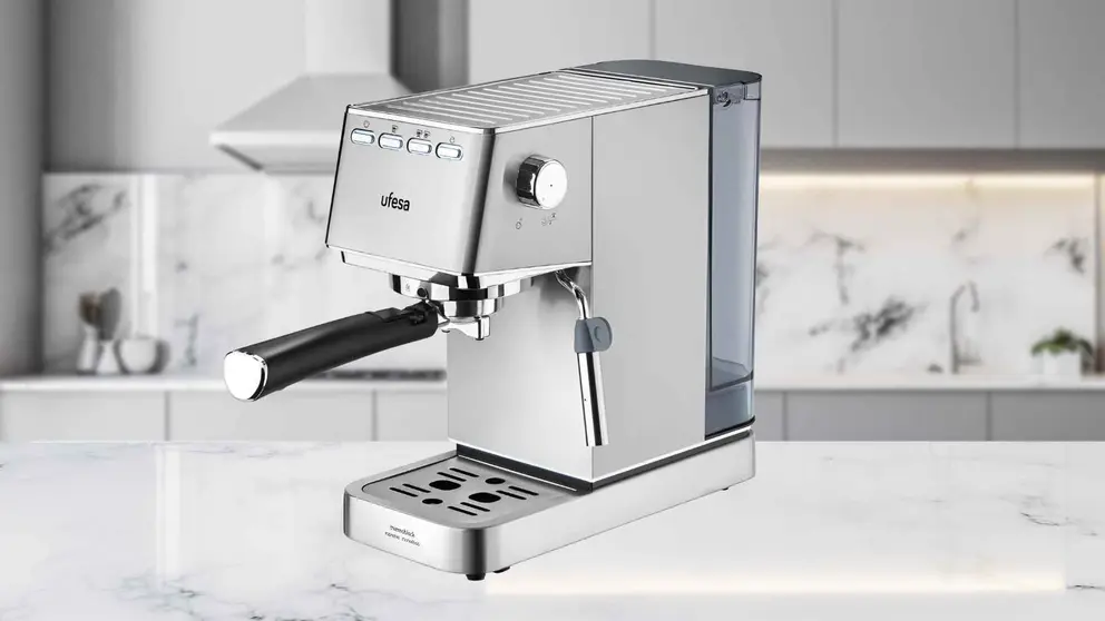 Cafetera espresso Capri de 1350 W, Ufesa de Lidl