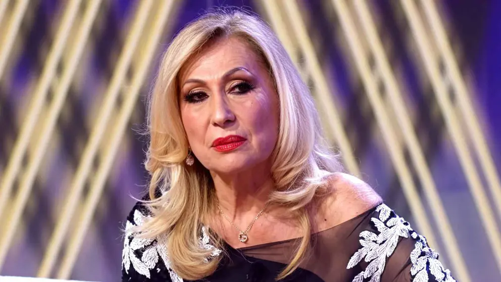 Rosa Benito en el plat&oacute; de '&iexcl;De Viernes!' | Mediaset