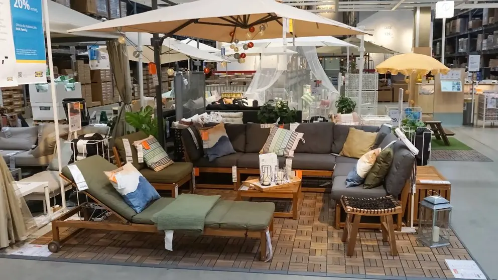 Secci&oacute;n de muebles de exterior de IKEA