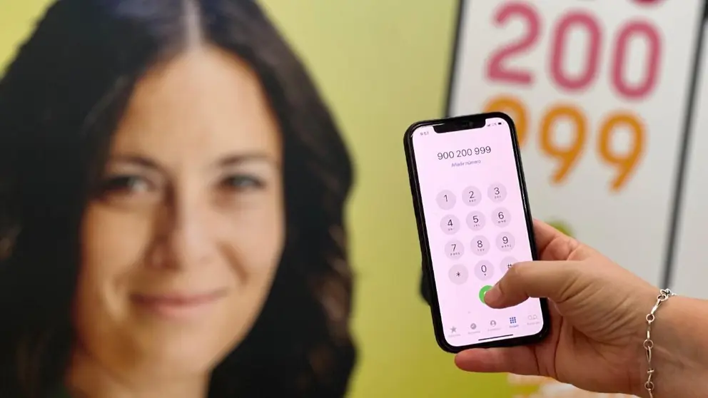 Tel&eacute;fono 900 200 999