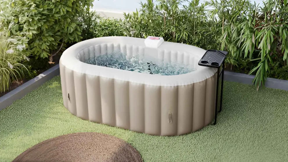 Ba&ntilde;era de hidromasaje hinchable B-LUCKY de Leroy Merlin