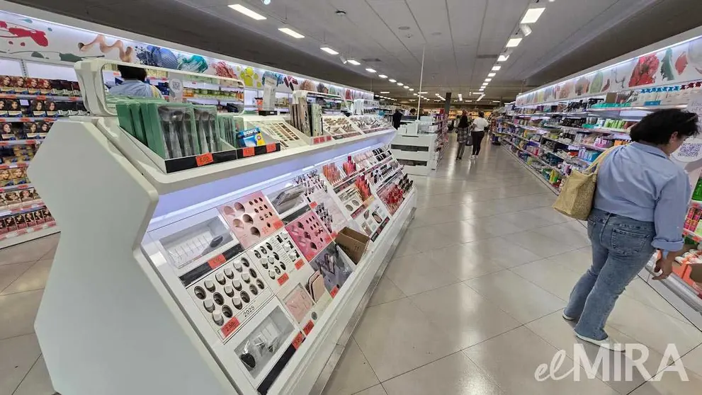 Secci&oacute;n de maquillaje y perfumer&iacute;a de Mercadona