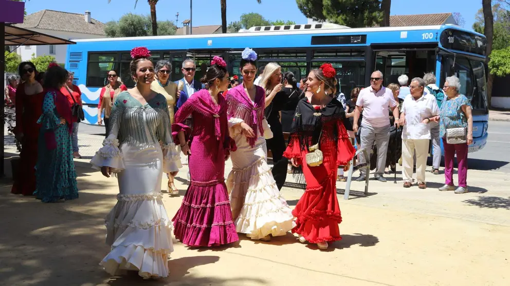 Autob&uacute;s en la Feria de Jerez