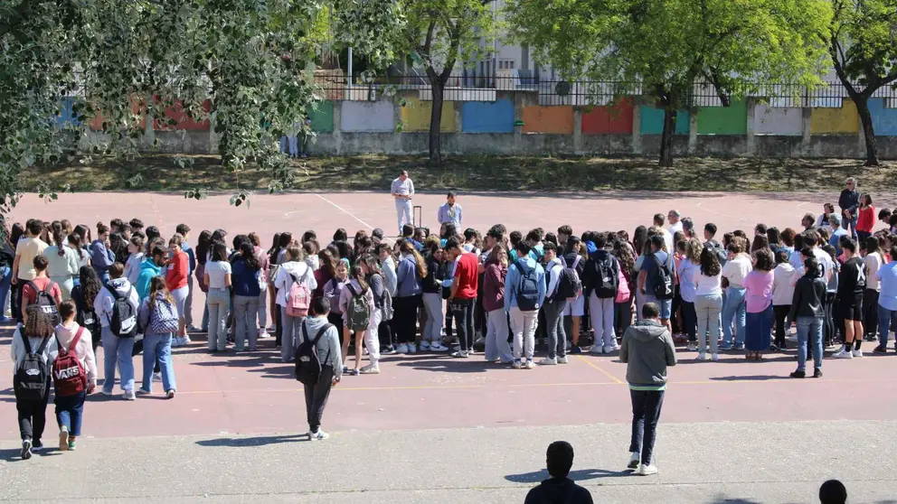 Instante de la concentraci&oacute;n en el IES &Aacute;lvar N&uacute;&ntilde;ez de Jerez