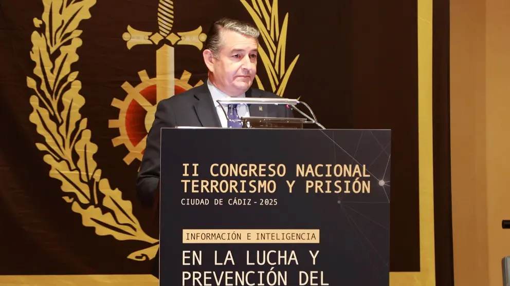 Antonio Sanz, durante la inauguraci&oacute;n del II Congreso Provincial Terrorismo y Prisi&oacute;n | Cristo Garc&iacute;a