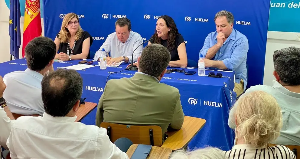 El PP de Huelva ha mostrado su apoyo a Feij&oacute;o