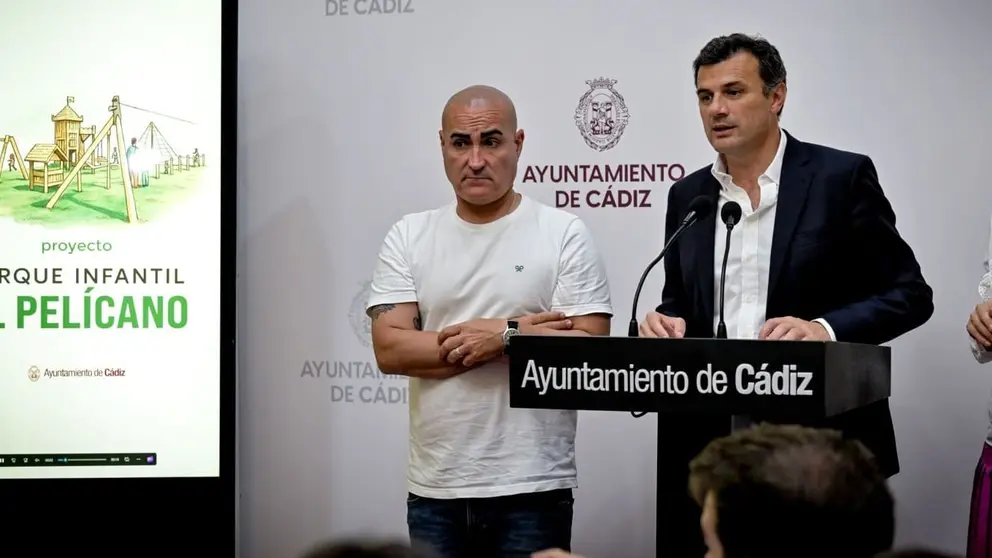 El alcalde de C&aacute;diz, Bruno Garc&iacute;a, ha informado personalmente de la novedad