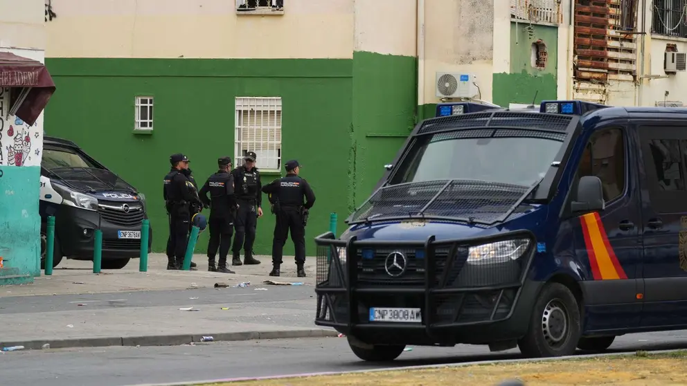La Polic&iacute;a Nacional en las Tres Mil Viviendas