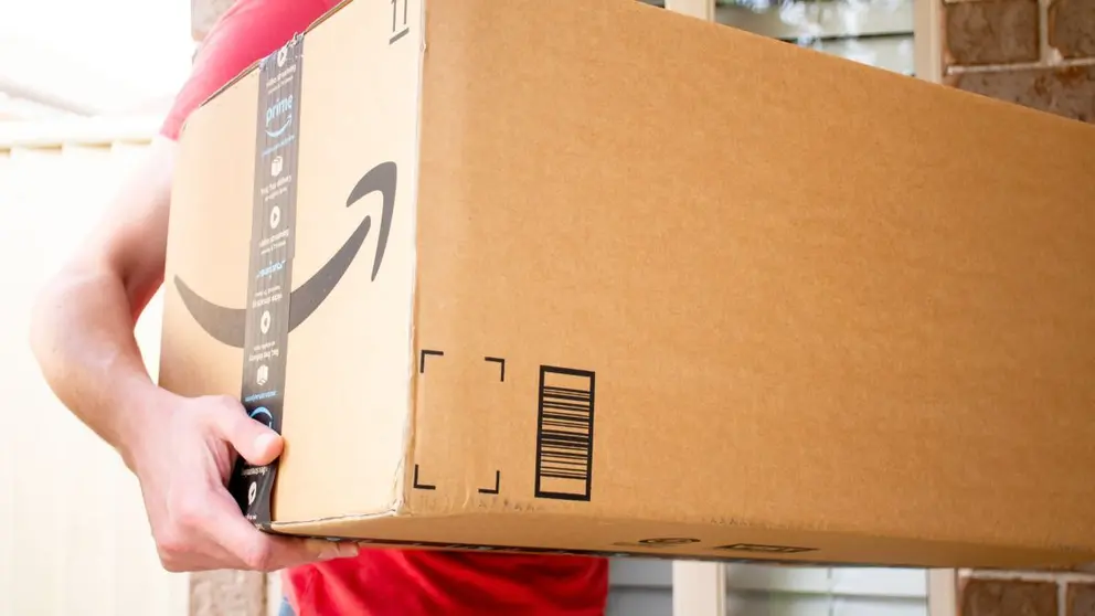 Caja grande de AMAZON