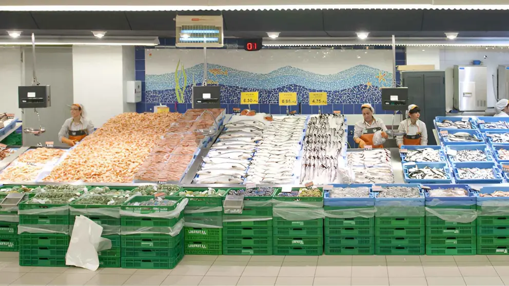 Secci&oacute;n de pescader&iacute;a de un supermercado de Mercadona