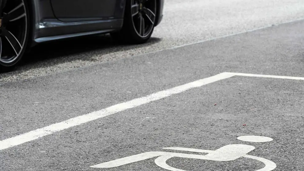 Aparcamiento para personas con movilidad reducida