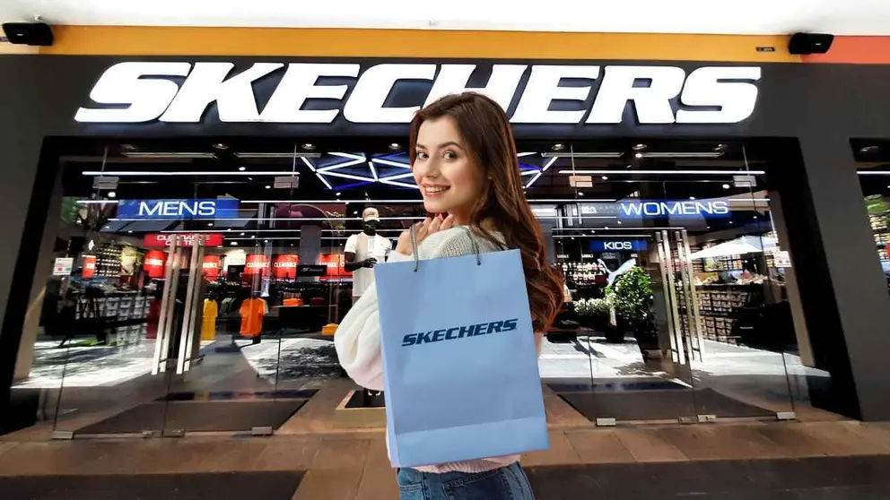 Skechers en centro comercial