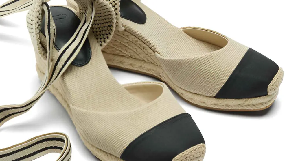 Alpargatas de cu&ntilde;a con tiras al tobillo en liso de Parfois en El Corte Ingl&eacute;s