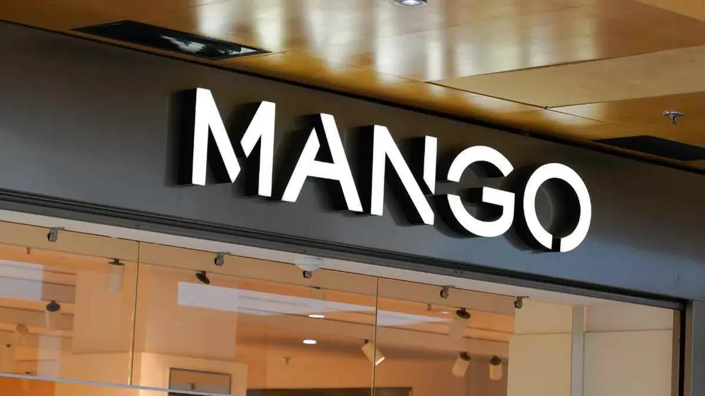 Fachada de Mango