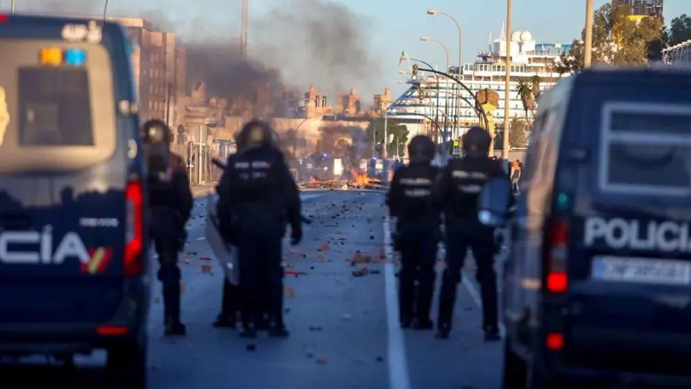 La huelga del metal ya colapsa C&aacute;diz