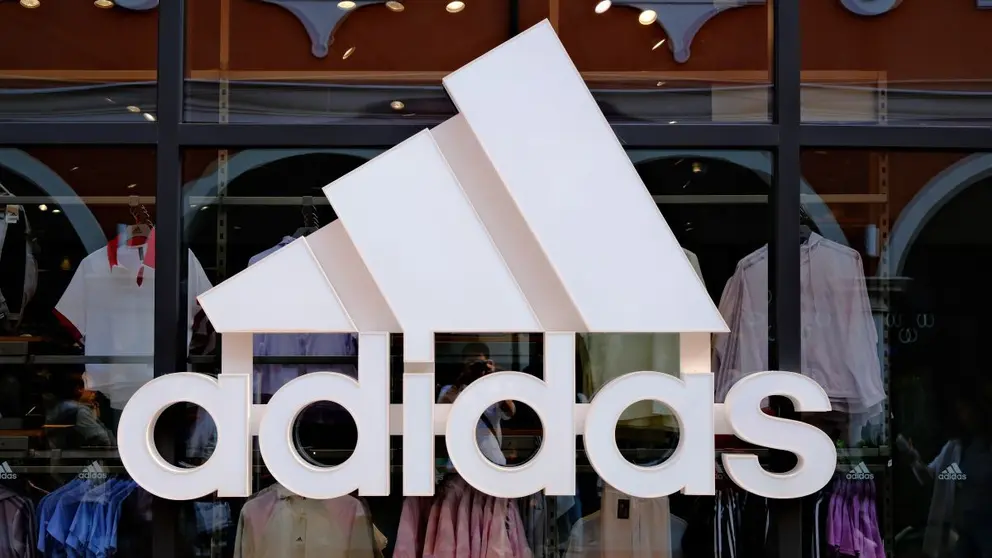 Escaparate de Adidas