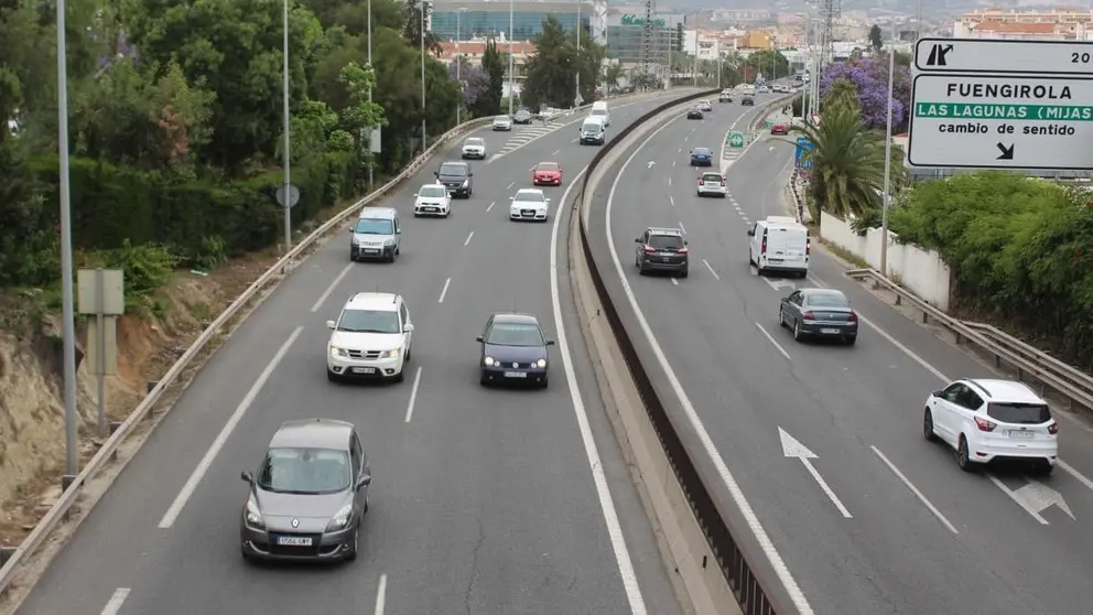 La carretera A-7 a su paso por Mijas