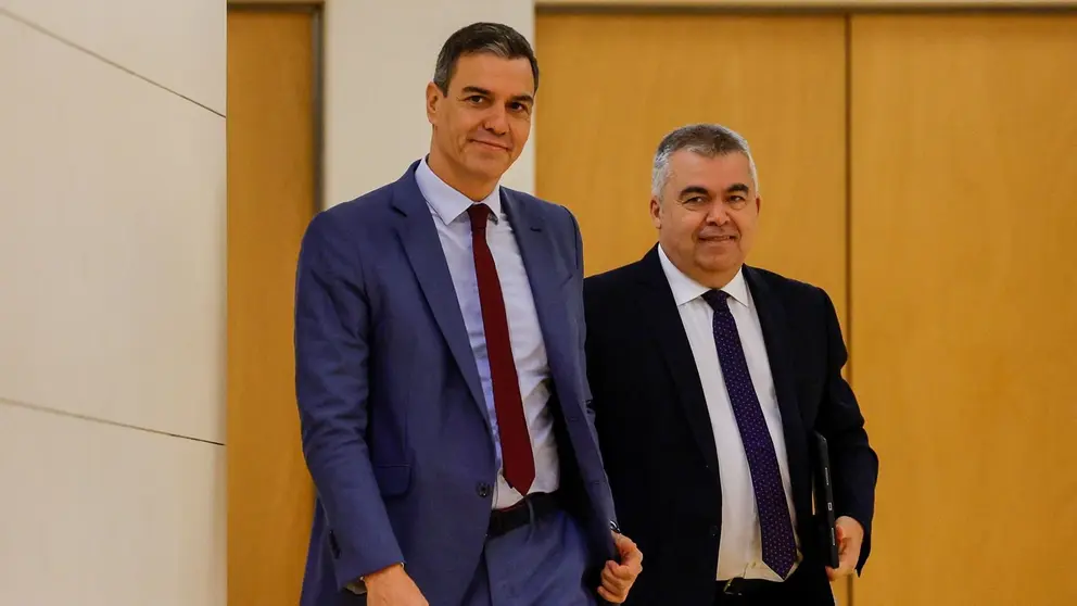 Pedro S&aacute;nchez, en una imagen de archivo junto a Santos Cerd&aacute;n (1)