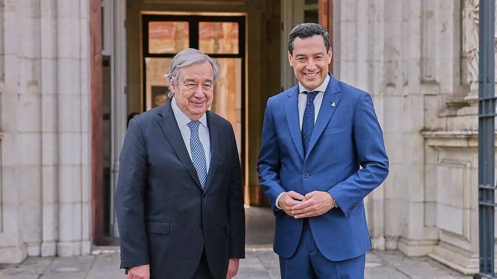 Juanma Moreno, junto a Antonio Guterres | Salvador L&oacute;pez Medina