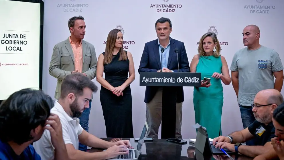 Bruno Garc&iacute;a, alcalde de C&aacute;diz, ha desgranado los asuntos tratados en la Junta de Gobierno Local