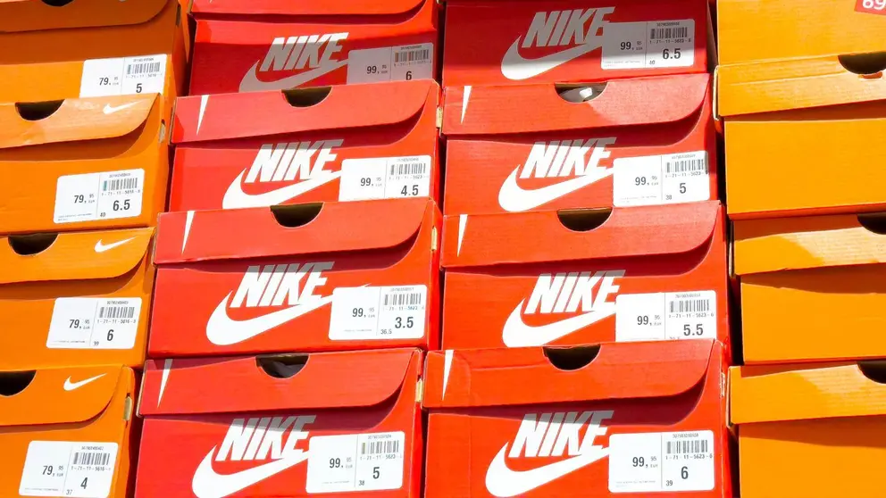 Cajas de zapatillas NIKE