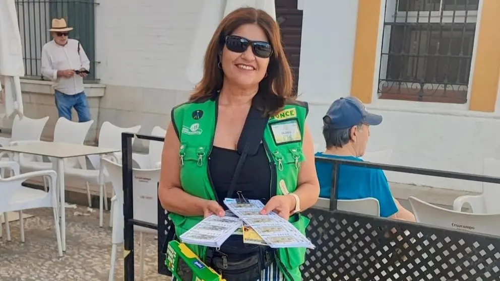 Mar&iacute;a Gloria Lorenzo, vendedora de la ONCE en Aracena