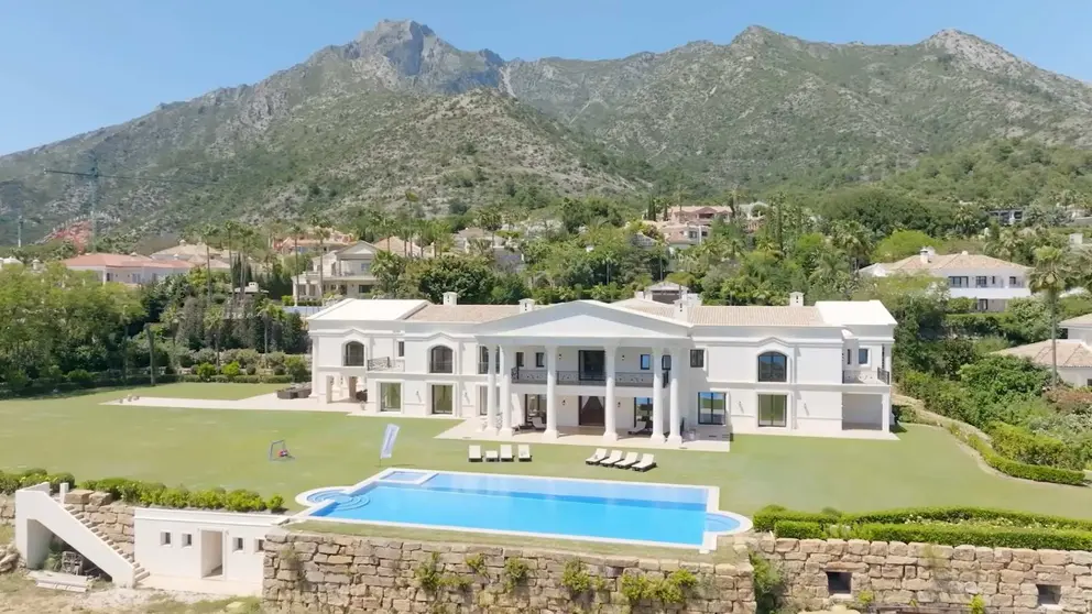 Mansi&oacute;n en la lujosa urbanizaci&oacute;n de Sierra Blanca