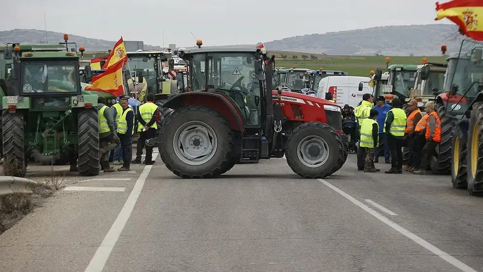 Agricultores de Ja&eacute;n, durante una protesta