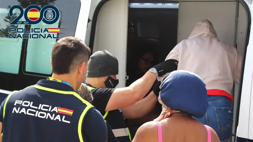 Mujeres liberadas de un prost&iacute;bulo en Jerez