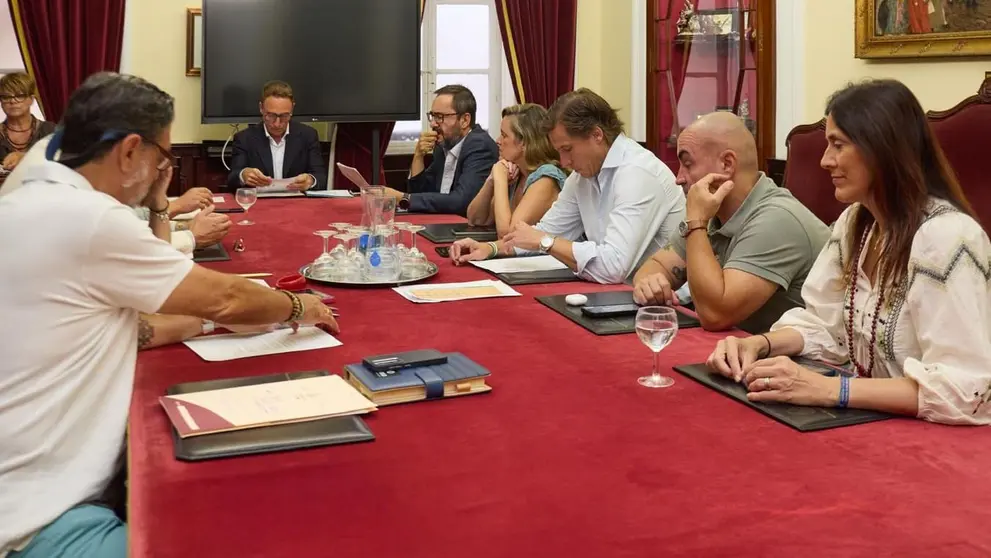 Celebraci&oacute;n de la Junta de Gobierno Local en C&aacute;diz