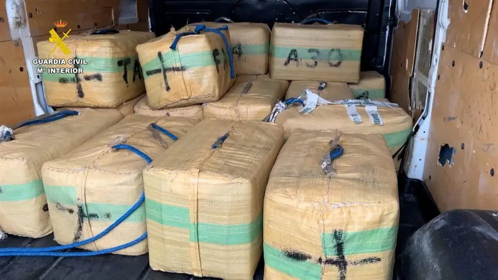 Alijo de droga en Conil