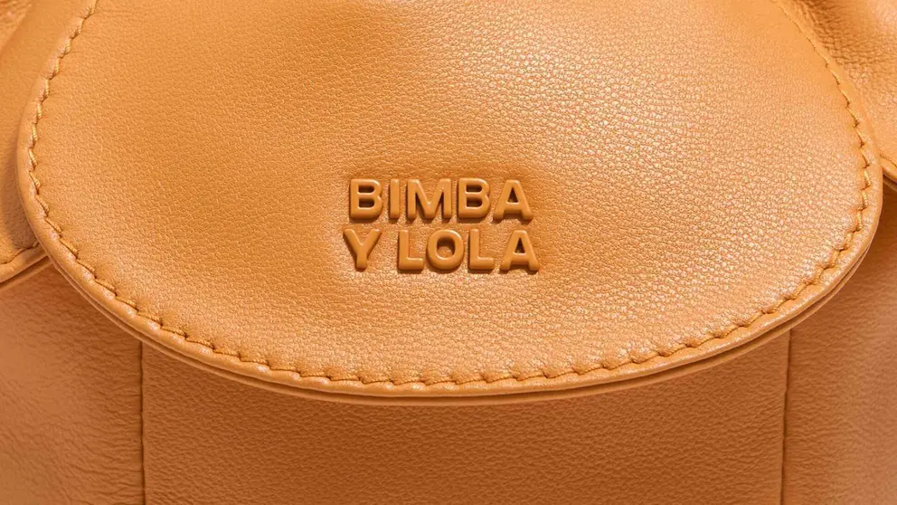 Bolso de hombro P&eacute;talo piel convertible a bandolera de Bimba y Lola en El Corte Ingl&eacute;s
