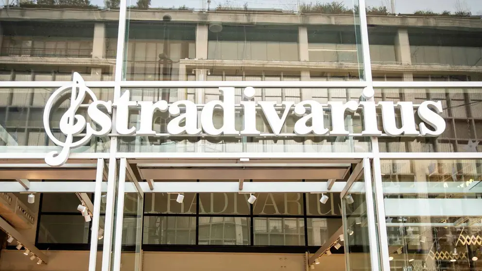 Tienda Stradivarius