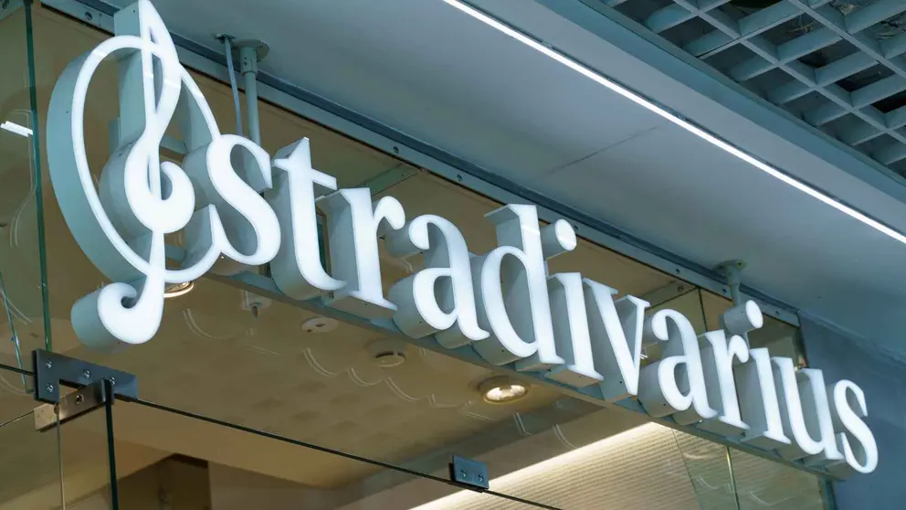 Tienda Stradivarius