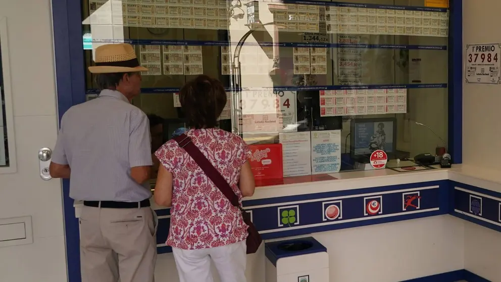 Una administraci&oacute;n de Loter&iacute;a en una foto de archivo