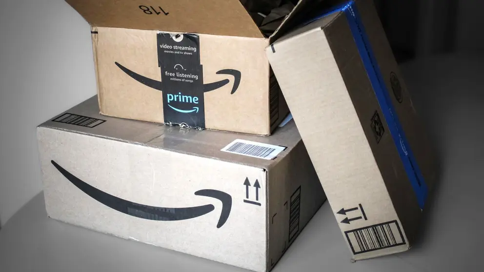 Cajas de reparto de pedido de Amazon
