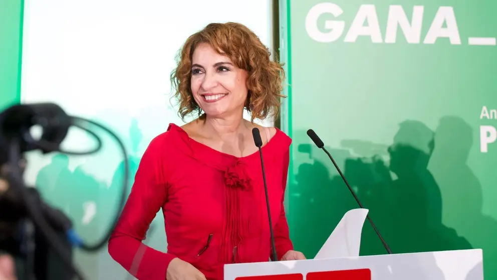 La ministra de Hacienda, Mar&iacute;a Jes&uacute;s Montero