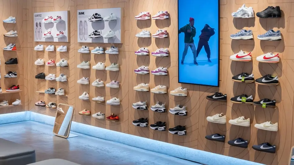 El Corte Ingl&eacute;s, Goya - Secci&oacute;n de calzado deportivo