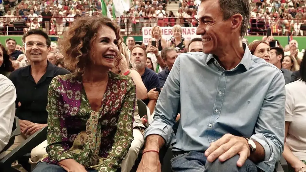 Mar&iacute;a Jes&uacute;s Montero presume de una &ldquo;sanidad bonita&rdquo; pese a los recortes hist&oacute;ricos en Andaluc&iacute;a