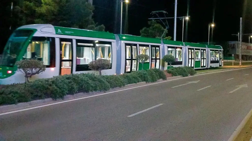 El tranv&iacute;a de Ja&eacute;n, durante una de sus pruebas recientes