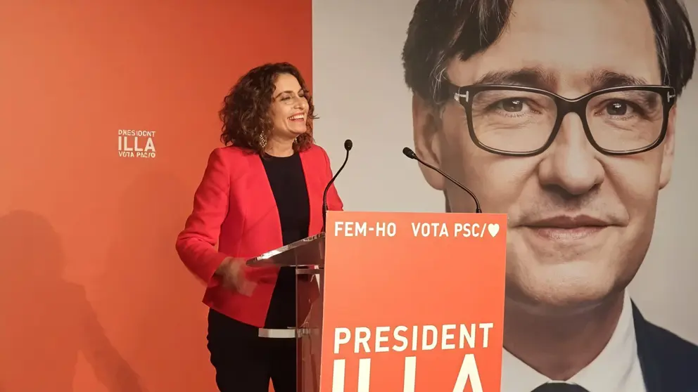 Montero en un mitin para apoyar a Salvador Illa