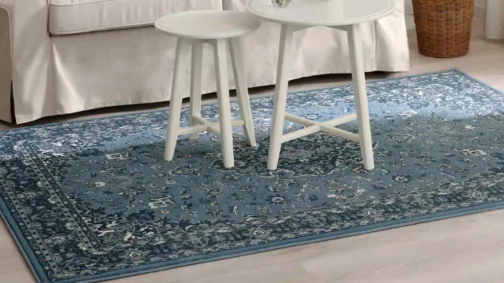 Alfombra de pelo corto de la serie VEDB&Auml;K de Ikea