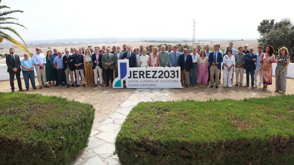 Los alcaldes de la provincia apoyan la candidatura Jerez 2031 Capital Europea de la Cultura | Cristo Garc&iacute;a