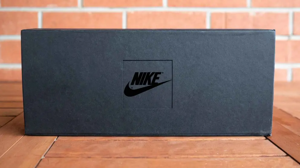 Caja de zapatillas Nike