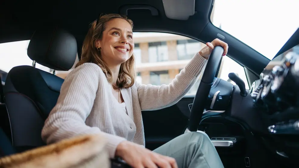 Mango conquista el oto&ntilde;o con su nueva colecci&oacute;n de bolsos shopper minimalistas y elegantes