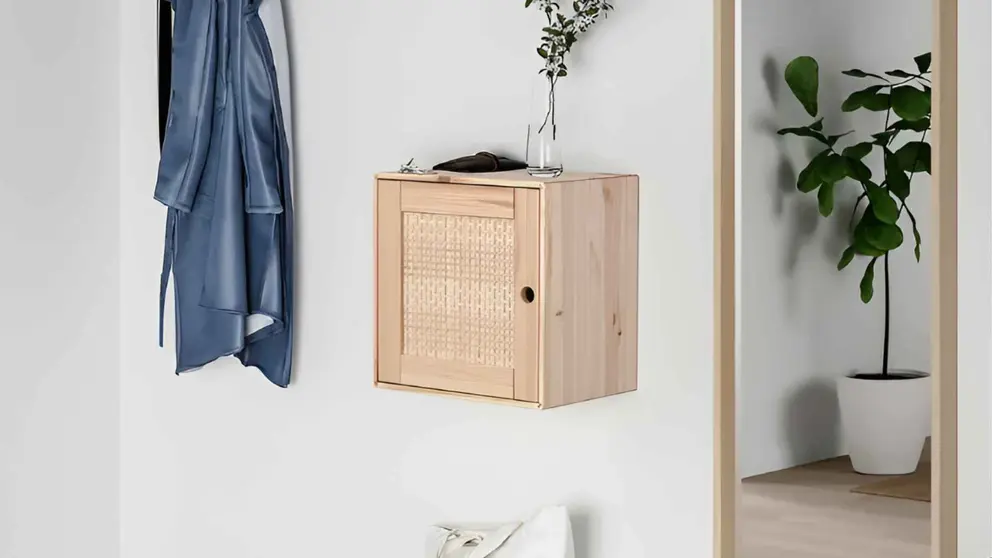 Mueble de almacenaje con puerta de pino/&aacute;lamo V&Auml;LJARE de Ikea