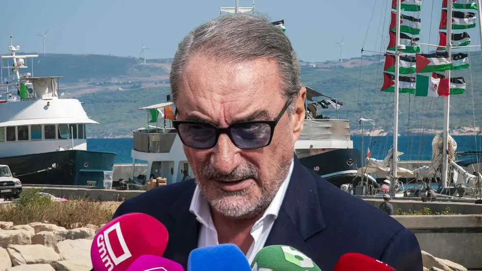 Carlos Herrera arremete contra la &ldquo;flotilla de cuentistas&rdquo; y el gesto de Moncloa de enviar el Furor para asistirla