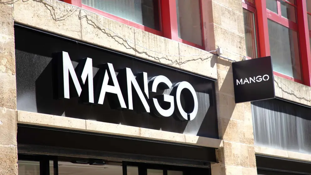 Fachada de Mango